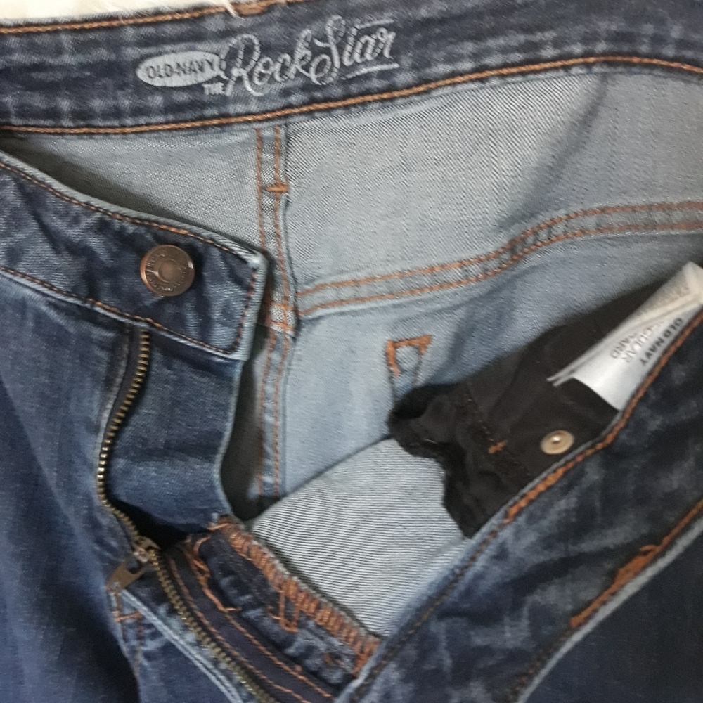 Old Navy "ROCKSTAR" jeans - Picture 9 of 9